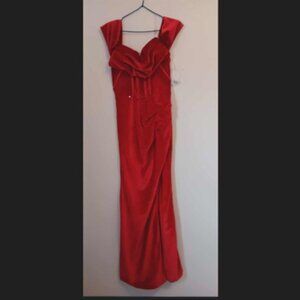 NWT Red Velvet Long Prom Dress US 8 Slit  Off Shoulder Corset Bridesmaid Dress